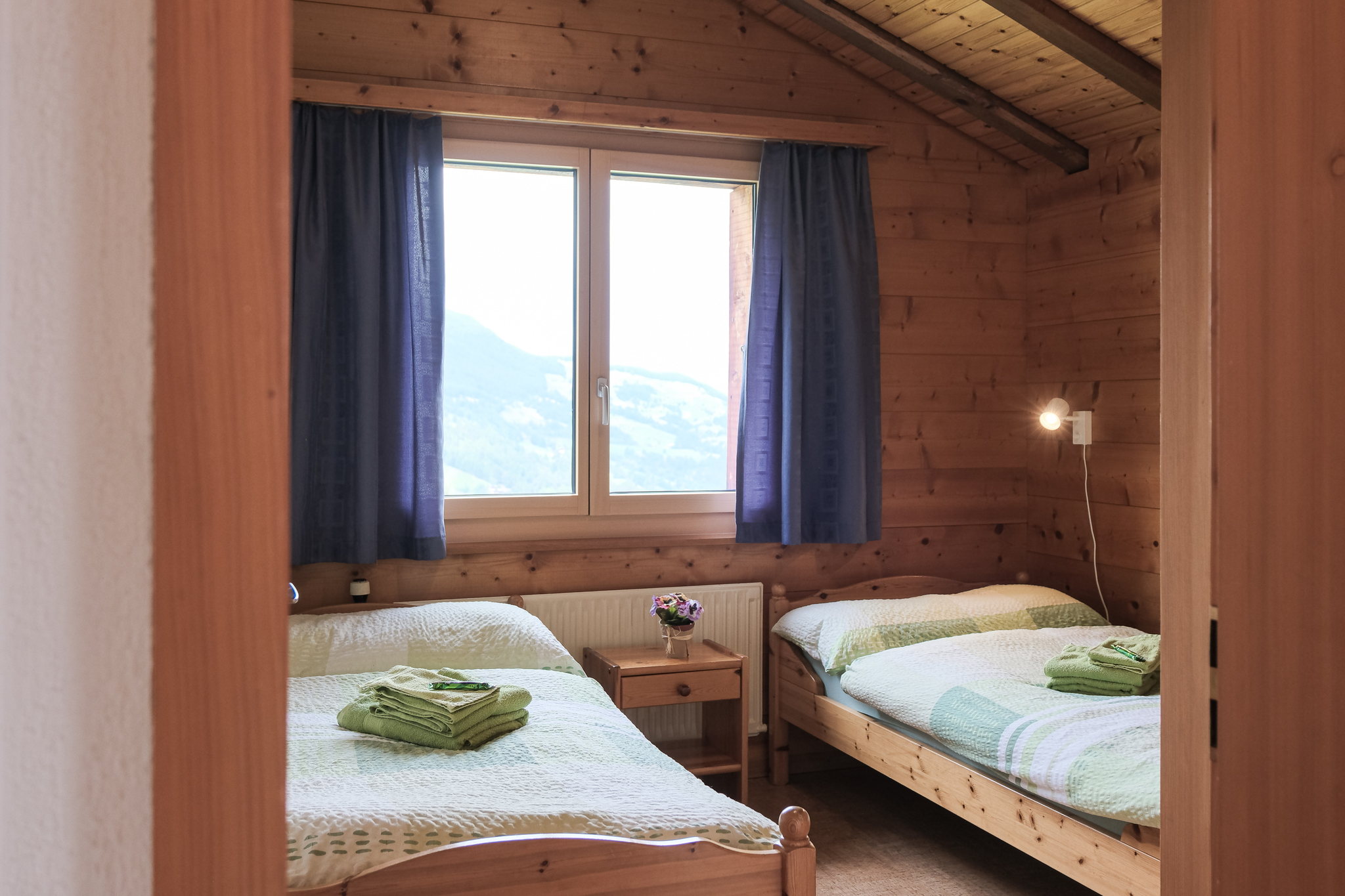 Schlafzimmer mit Bergblick